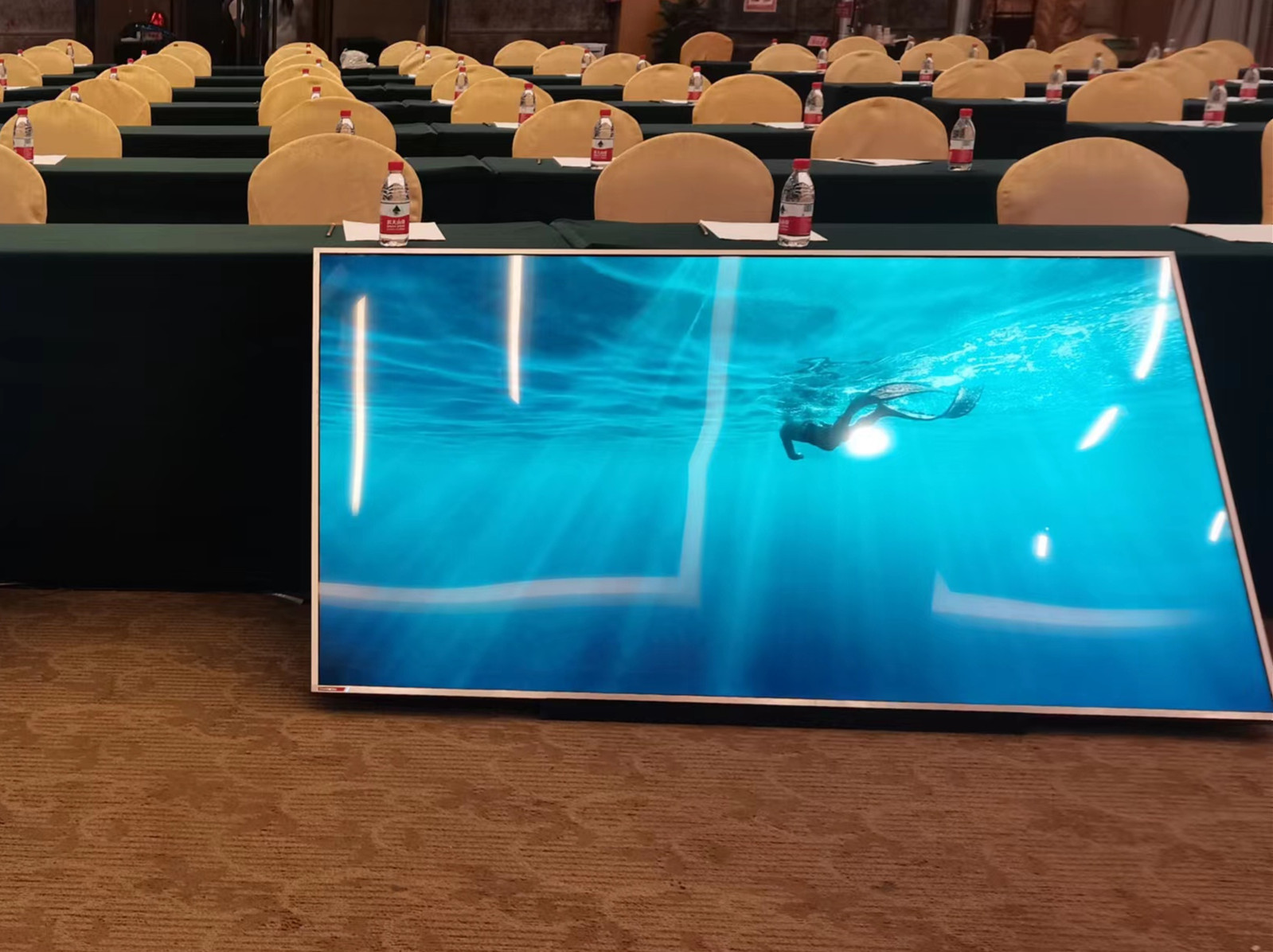 為什么有那么多公司租賃100寸電視，租賃電視做什么用？